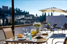 GENTEEL HOME PENTHOUSE PLAZA NUEVA APARTMENT