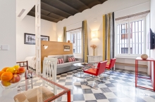 GENTEEL HOME SAN LAUREANO I SUITE