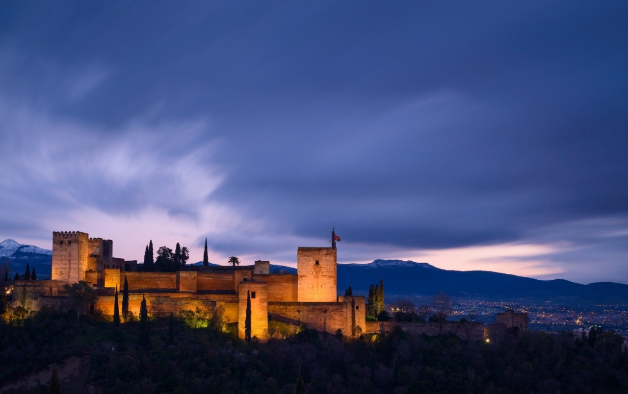 Night view of the Alhambra